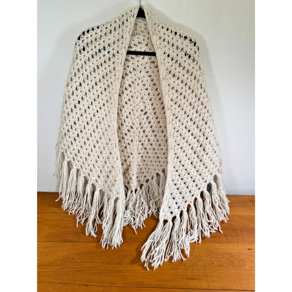 Vintage Ivory Crochet Fringe Shawl Stevie Nicks Boho Fall Wrap Handmade